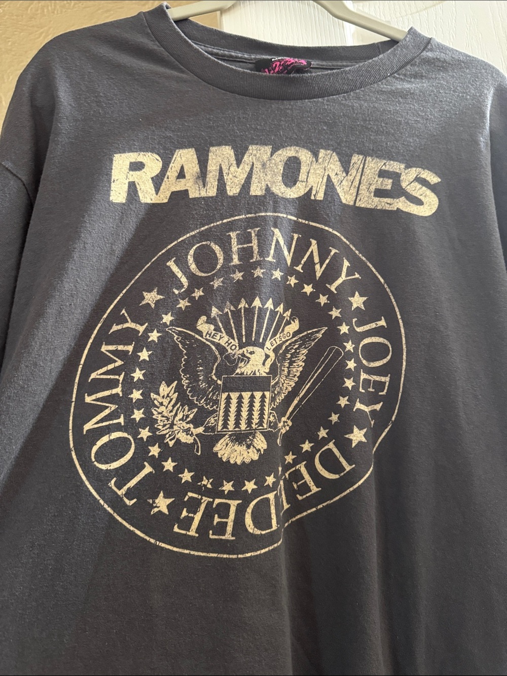 Ramones Graphic Tee Dark Grey - Picture 2 of 3